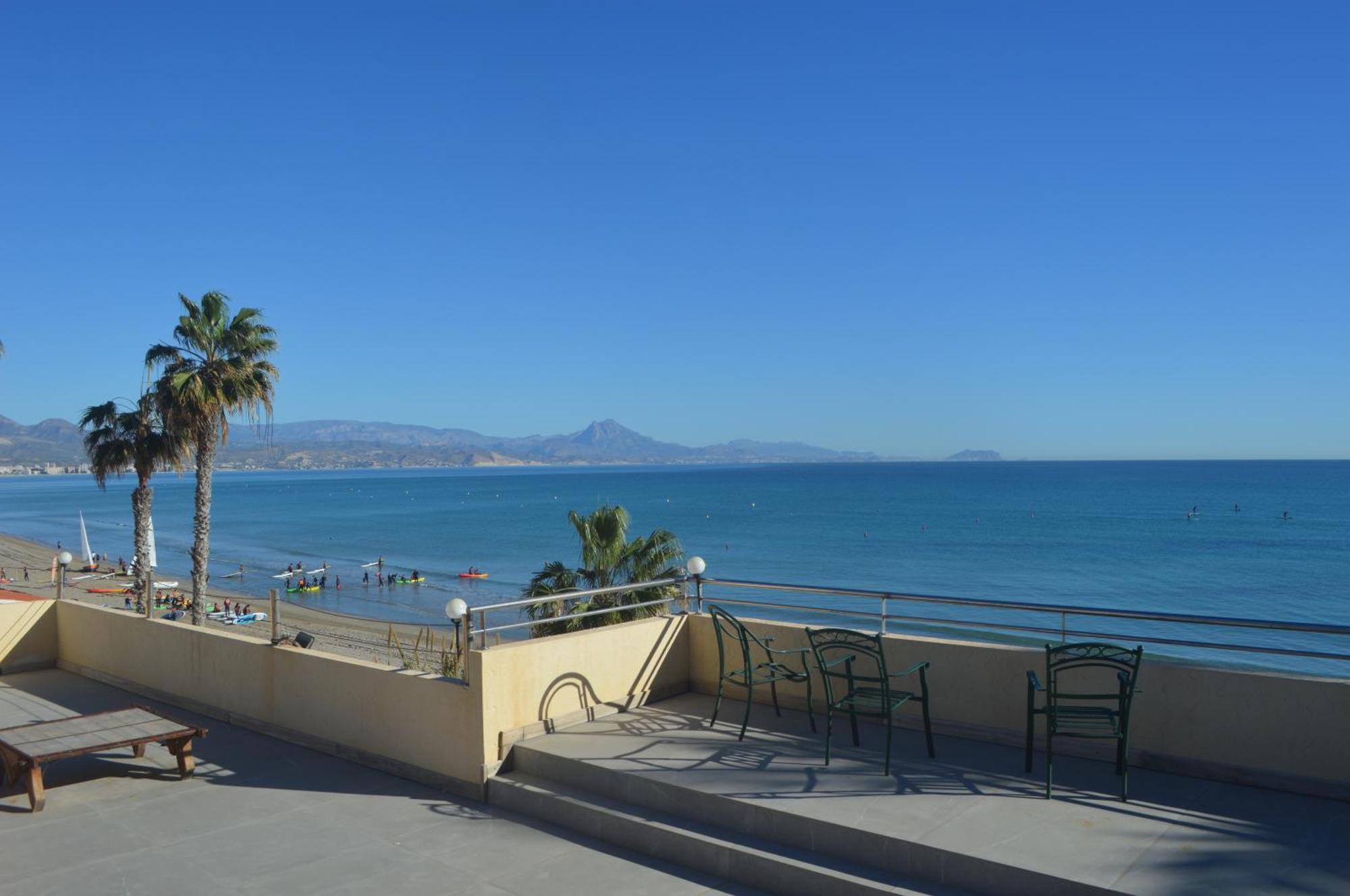 Maravilloso Apartamento Amanecer Cabo A Pie De Playa Y Mar En Chalet Roquetes 알리칸테 외부 사진